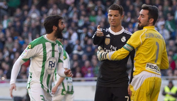 cristiano ronaldo anger bulge sets in with real madrid vs cordoba 2015 images