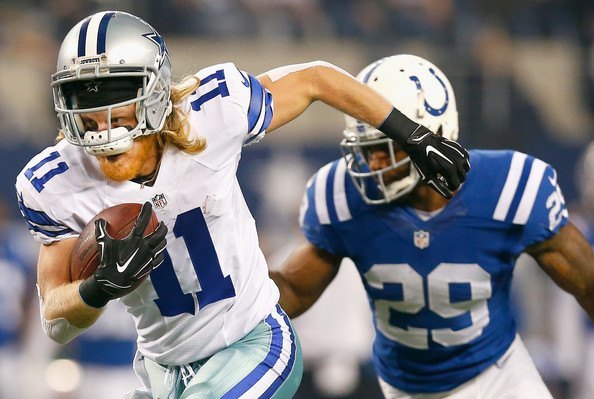 dallas cowboys cole beasley loses helmut beating out colts 2014 nfl season images