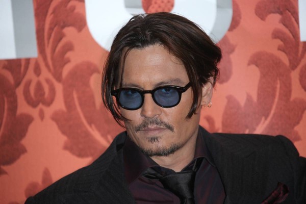 johnny depp hates actors trying to be singers 2015