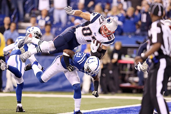 patriots gronkowski jump over colts for win 2015