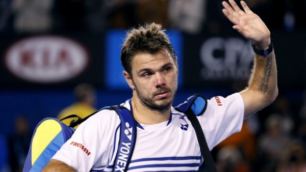 stan wawrinka waving bye to novak djokovic after losing australian open 2015