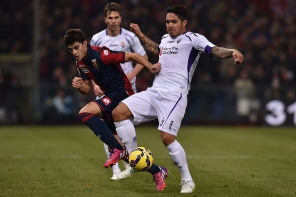 fiorentina draws with genoa serie a soccer 2015 images