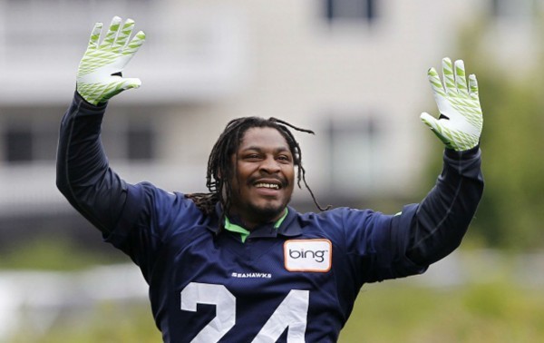 marshawn lynch staying with seattle seahawks nfl 2015
