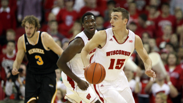 sam dekker playing with ncaa balls for college wisonsin hottest 2015