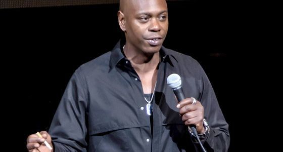 dave chappelle booed during slurry comedy stand up 2015 gossip