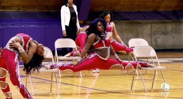 kayla chair split dancing dolls vs purple diamonds 2015