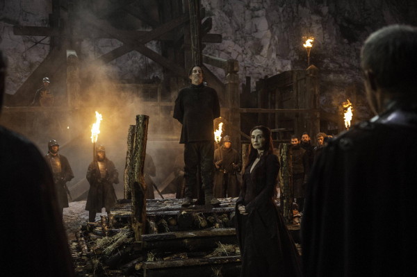 mance rayder burned at stake on game of thrones 2015