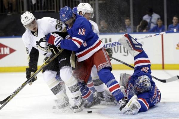 rangers beats penguins stanley cup playoffs 2015 nhl