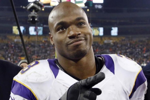 adrian peterson skipping out on vikings 2015