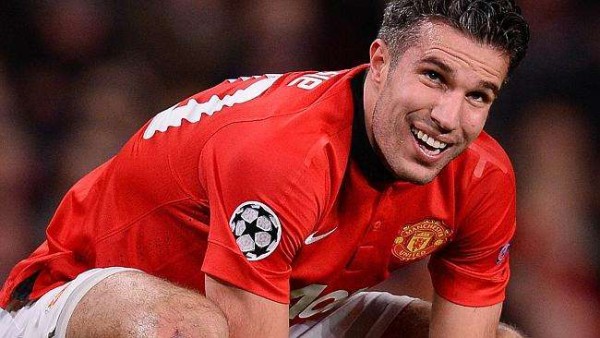 mancheter united sells robin van persie to old trafford soccer 2015 images