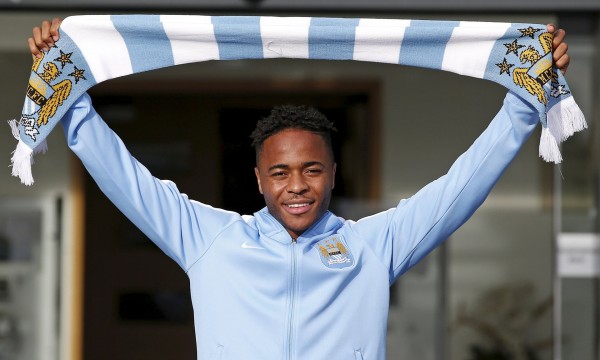 raheem sterling signs to manchester city soccer 2015