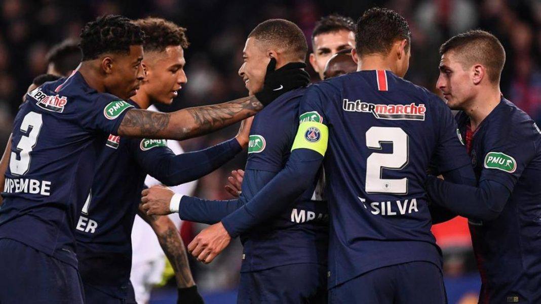 la ligue soccer Lyon Holds PSG While Marseille Slips images