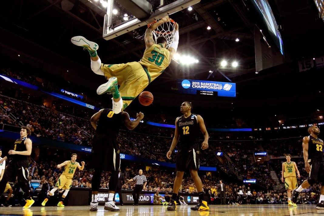 notre dame beats wichita state march madness 2015 images