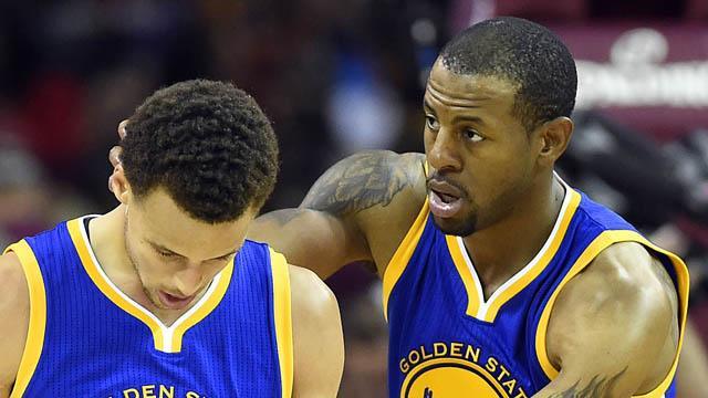 andre iguodala caressing steph curry neck golden state warriors mvp images 2015
