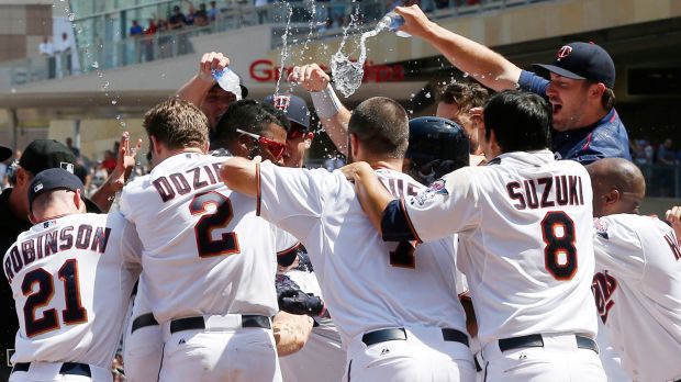 twins astros hold top spot in american league mlb 2015 images