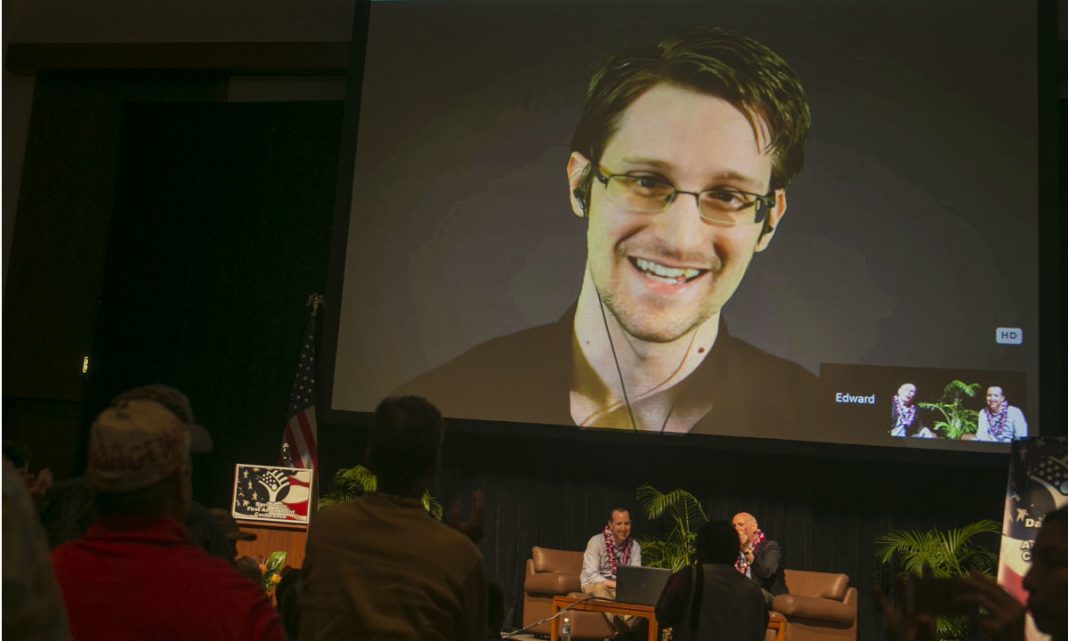 edward snowden may come home again for eric holder 2015 images