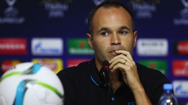 andres iniesta thinks barcelona can win supercopa 2015 soccer