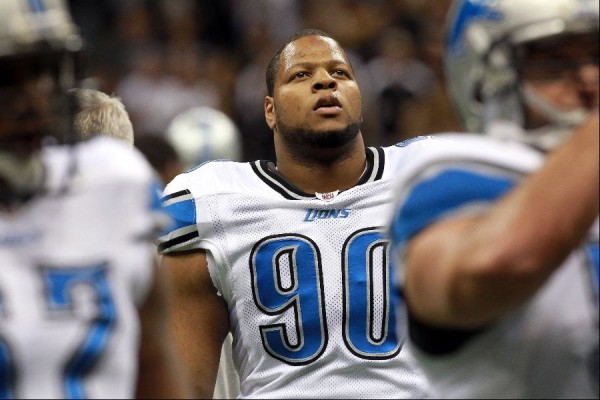 Ndamukong Suh top 10 most disappointing athletes of 2015 images