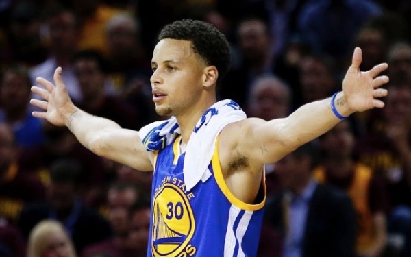 steph curry hurting basketball for warriors 2015 images