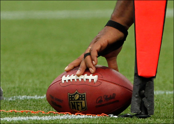 Fixing the NFL’s First Down Marker Problem 2016 images