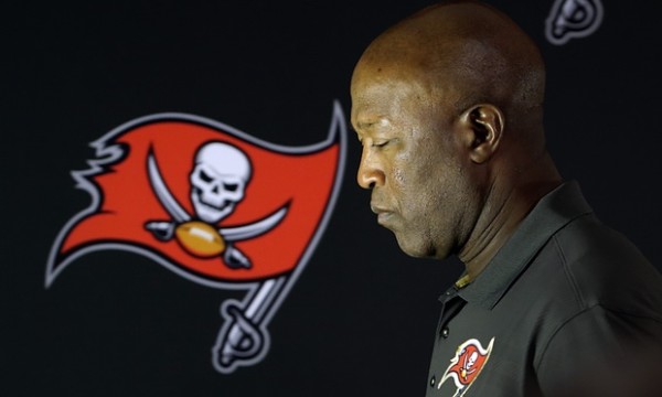 Pink Slips don’t Convert to Wins in NFL Lovie Smith Fired 2016 images