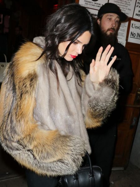 kendall jenner looking stoic for harry styles gay ways 2016 images
