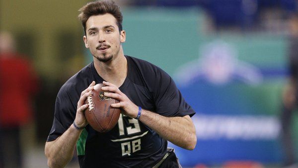 paxton lynch picked up by broncos
