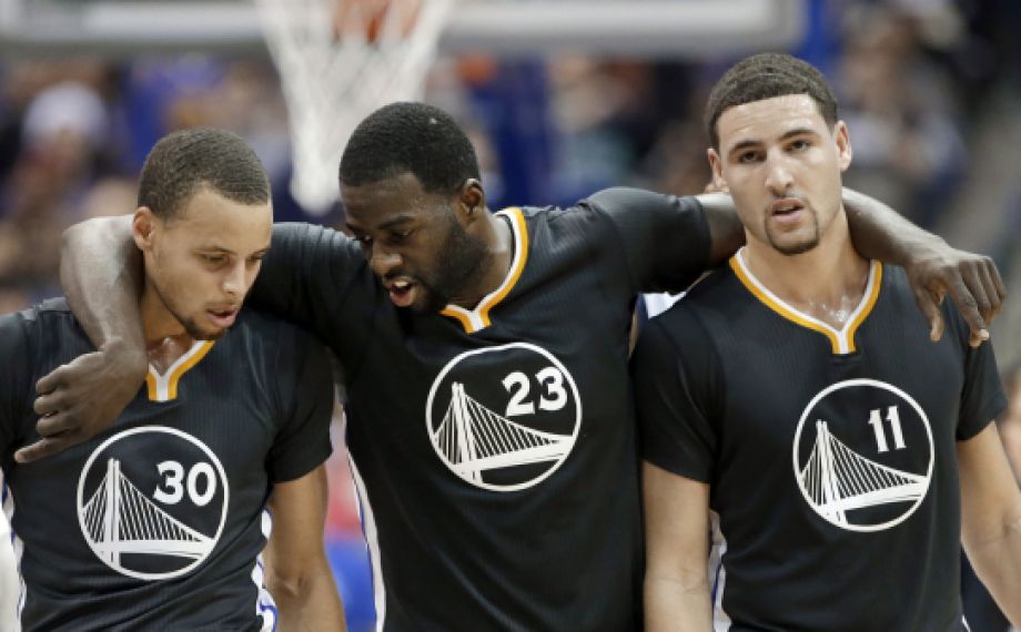 Draymond Green and Klay Thompson hold down Warriors in Steph Curry's absence 2016 images