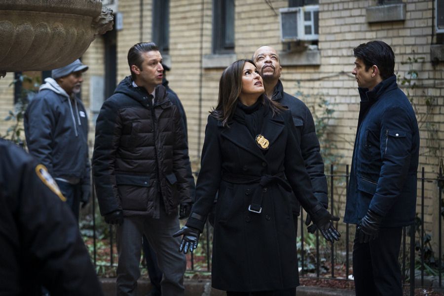 'Law & Order SVU' 1713 Forty-One Witnesses Recap