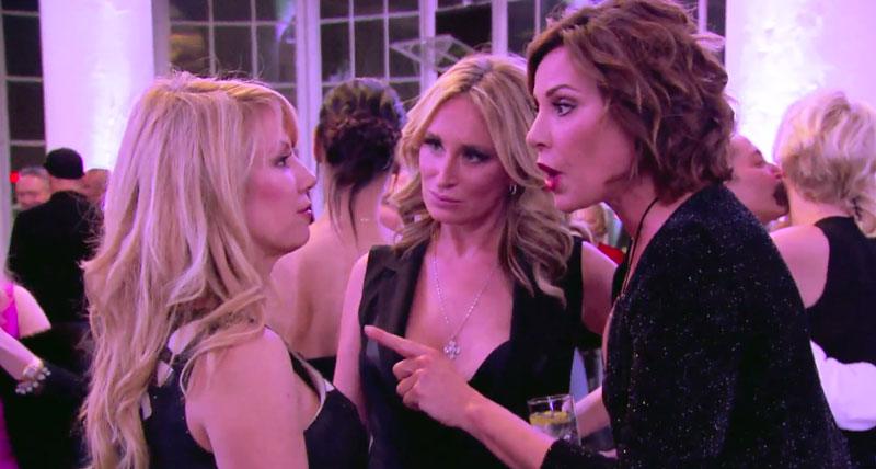 real housewives of new york 506 tipsying point shows sonja bethenny frankels tipping point 2016 images