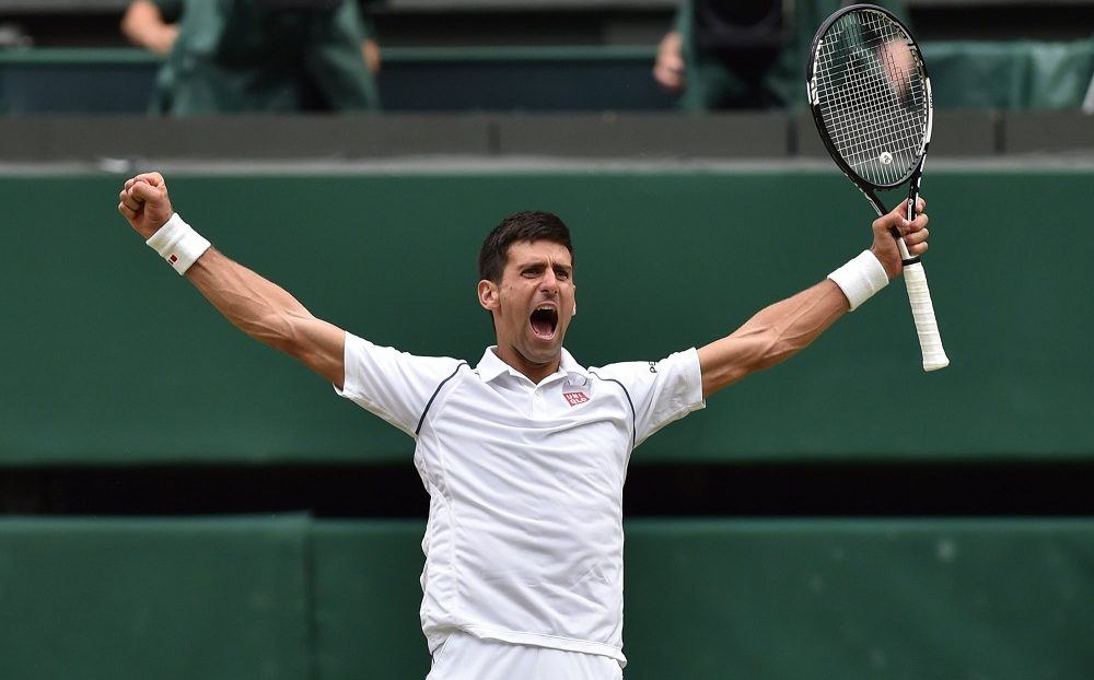 wimbledon rain delays don't stop novak djokovic and roger federer from advancing 2016 images