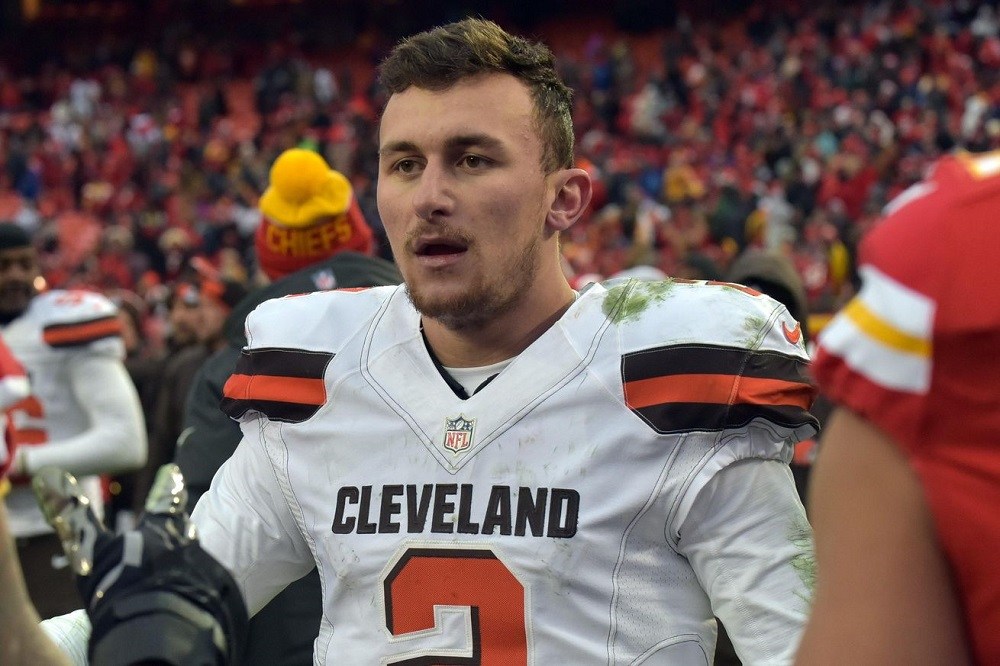 Johnny Manziel loses guaranteed money as downfall continues 2016 images