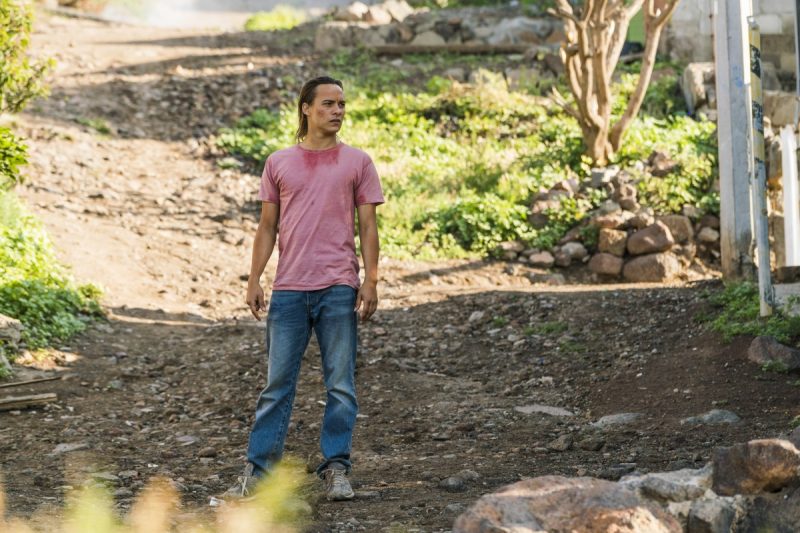fear the walking dead 209 nick clark cleaned up for zombies
