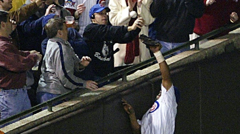 Steve Bartman World Series first pitch would be insane 2016 images