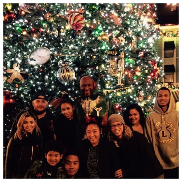 lamar odom thanksgiving with family