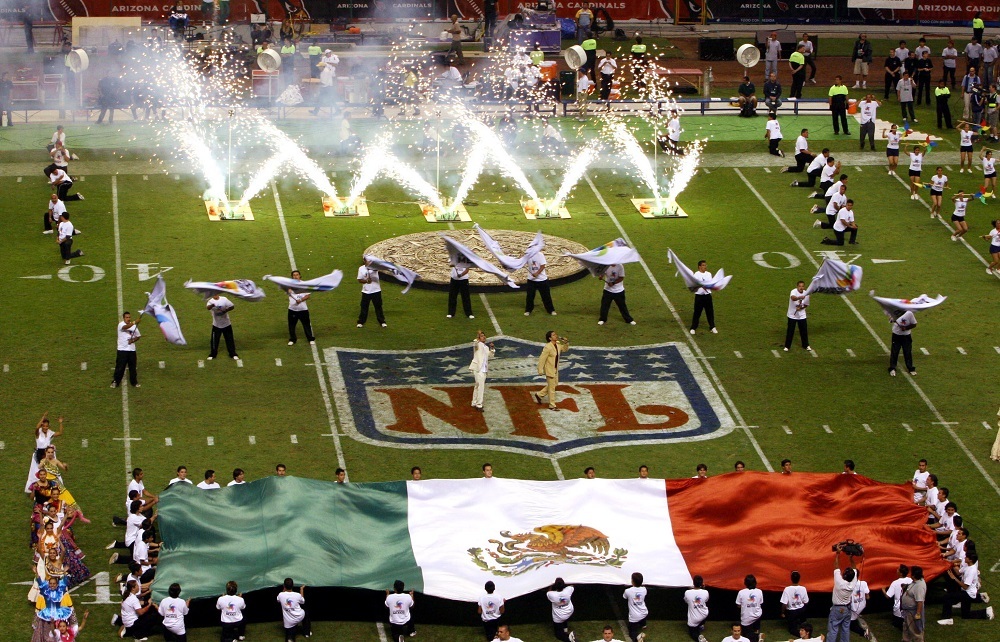 NFL readily sends Raiders and Texans to Mexico City with warnings 2016 images