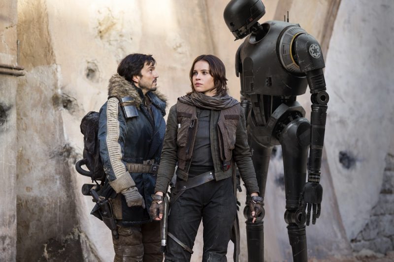diego luna with felicity jones rogue one star wars images