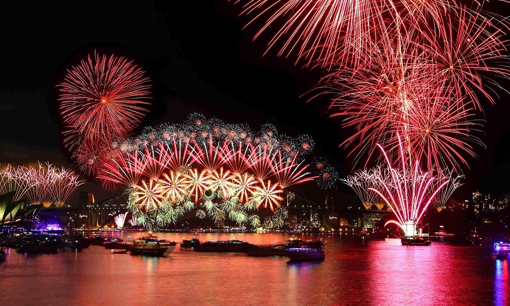 World celebrates New Years 2017 hoping an end to chaotic 2016 images