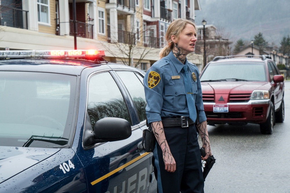 Sonja Bennett talks why once is never enough on 'Supernatural' 2016 images