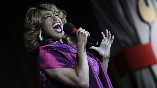 jennifer holliday out for trump