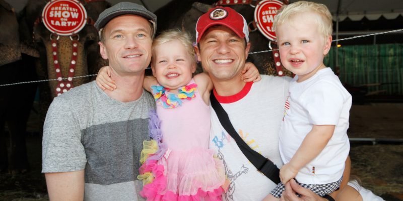 neil patrick harris with family