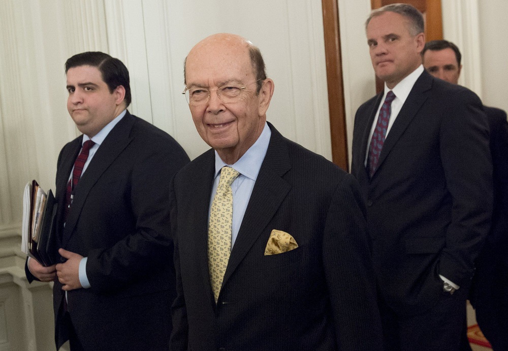 white house brings in more russia connections with wilbur ross 2017 images