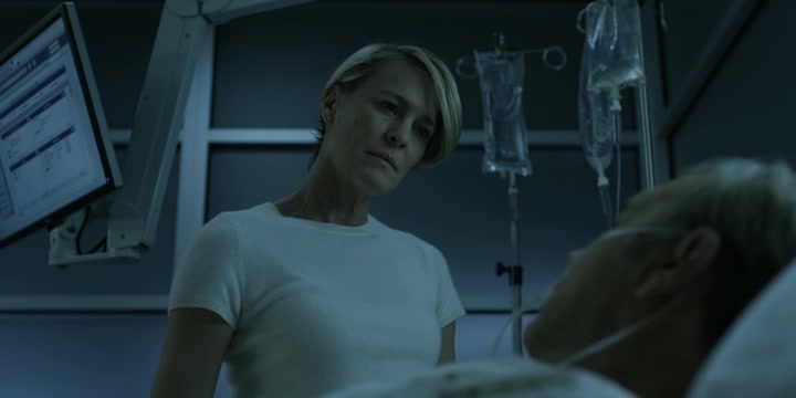 house of cards claire with frank at hospital