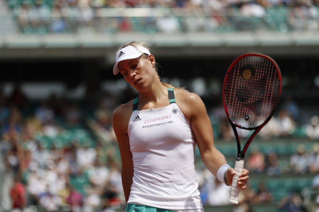 angelique kerber knocked out of french open 2017 images