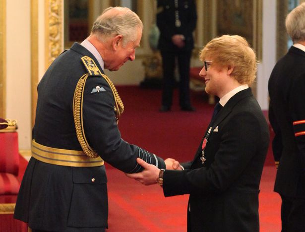 ed sheeran touches prince charles arm breaching buckingham palace protocol