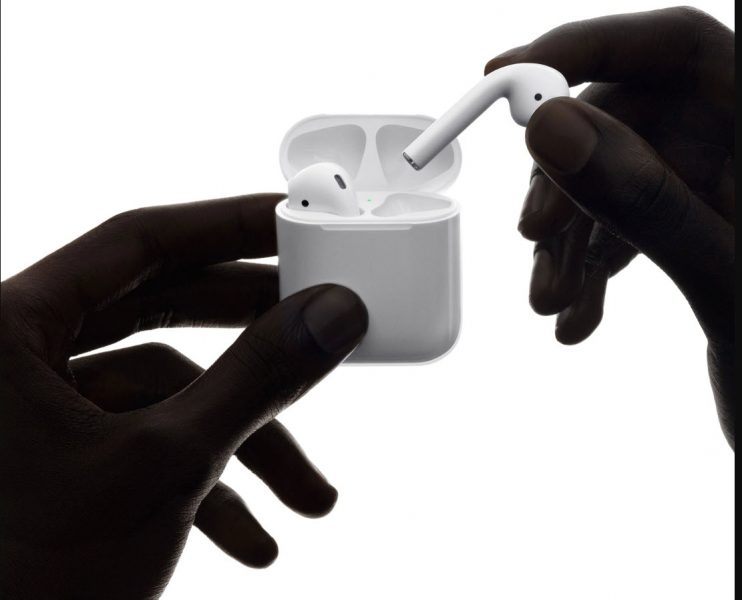 apple airpod hot valentines day tech gifts