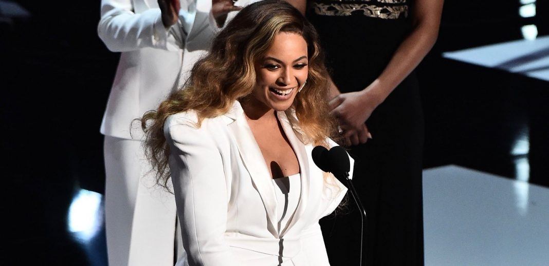 beyonce named entertainer of year at 50th naacp image awards with black panther 2019