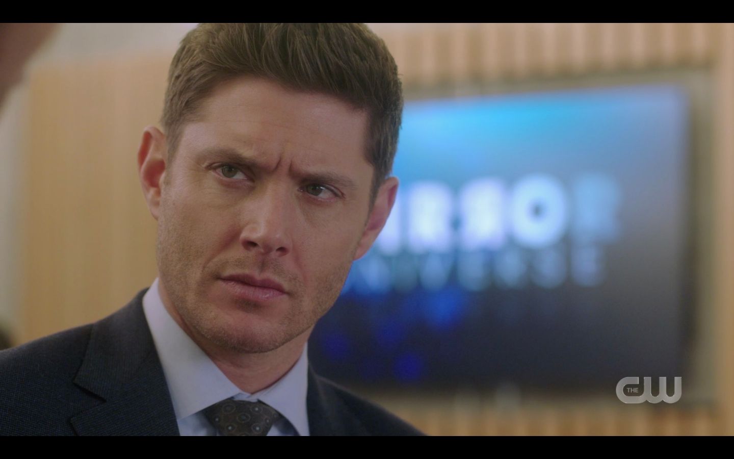 Dean Winchester in FBI suit at Mirror Universe SPN 14.20