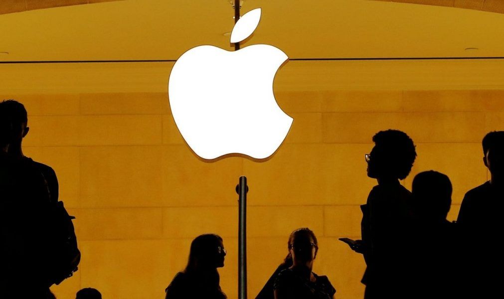 Apple bitten by Supreme Court ruling: App Store antitrust lawsuit moves ...