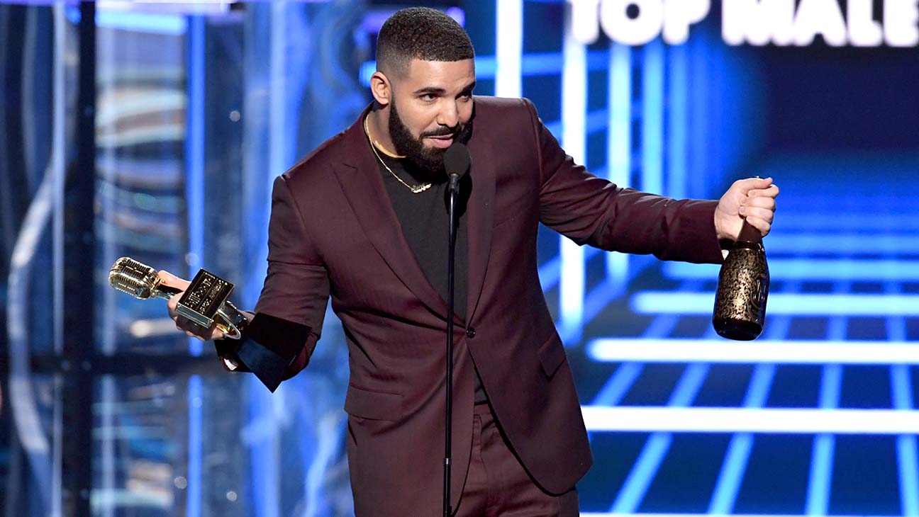 Drake Dethrones Taylor Swift Plus 2019 Billboard Music